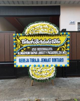 Papan Bunga Duka di Murkim